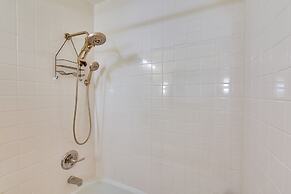 Florida Escape w/ Patio & Fire Pit, Near Beaches!