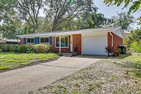 Florida Escape w/ Patio & Fire Pit, Near Beaches!