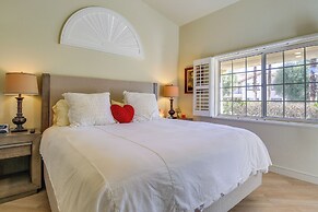 Tennis, Golf & Pools: Lovely Palm Desert Condo!