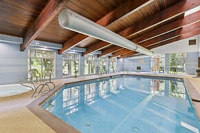 Updated Winter Park Condo w/ Indoor Heated Pool!