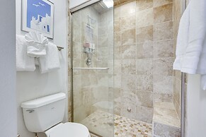 Updated Winter Park Condo w/ Indoor Heated Pool!