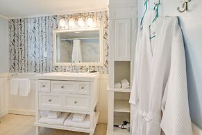 Pawleys Island Retreat - Golf Cart Included!