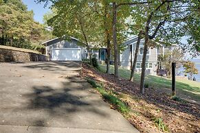 Scottsboro Vacation Rental on Guntersville Lake!