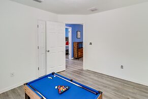 Inviting Ocklawaha Home w/ Porch: Ideal Location!