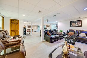 West Bloomfield Retreat: Stay in Nature Preserve!