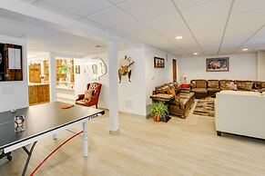 West Bloomfield Retreat: Stay in Nature Preserve!