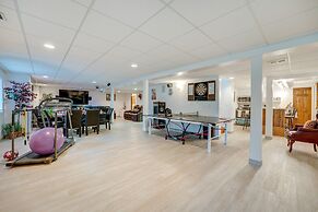 West Bloomfield Retreat: Stay in Nature Preserve!