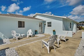 Edgewater Vacation Home w/ Game Room & Pool Access