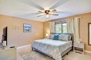 Edgewater Vacation Home w/ Game Room & Pool Access