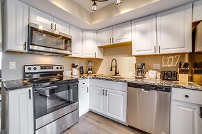 Renovated Munster Condo - 15 Mi to Lake Michigan!