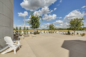 Rural Biggsville Vacation Rental w/ Porch