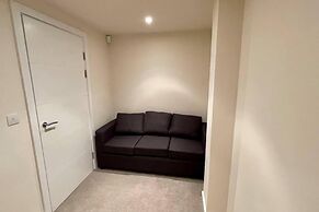 Stunning 1-bed Apartment in Salford