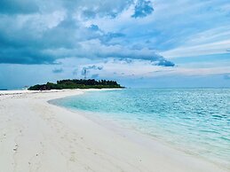 Oasis Village Fenfushi