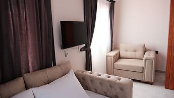 Marina Lora Butik Otel Sığacık
