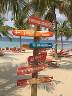 Blue Bay Beach Apartments