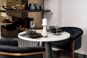 Luxury West End Oasis - Lux Spa Bath - Romantic