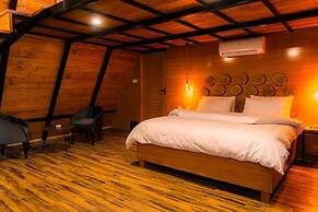 Maple Resorts