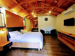 Maple Resorts