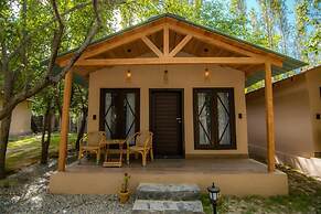 Maple Resorts