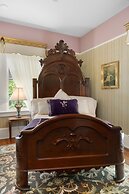 Ross Mansion Bed & Breakfast and Events