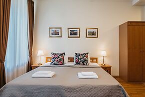 Cathedral Apart-Hotel