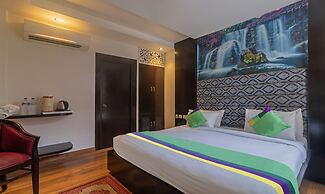 Treebo The Royal Taj