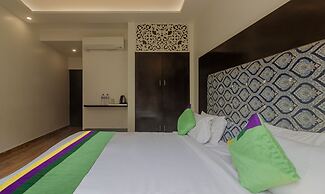 Treebo The Royal Taj