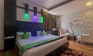 Treebo The Royal Taj