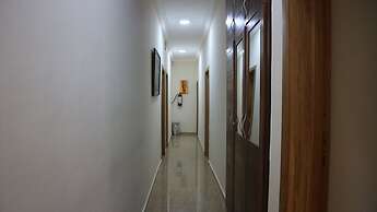 Crystal Premier Hotel