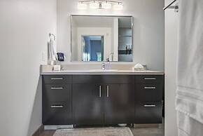 Violet Suites PDX