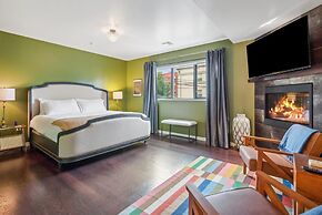 Violet Suites PDX