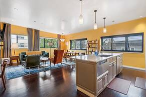 Violet Suites PDX