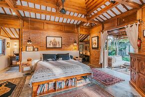 Villa Artist