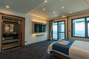 Seaview Villa Coastal Estate