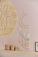 Bright Apartment Walońska 19 by Renters