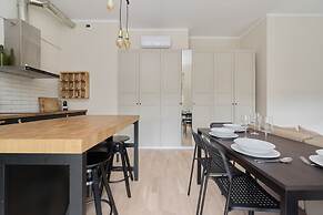 Bright Apartment Walońska 19 by Renters