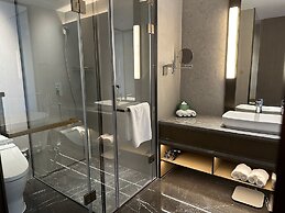 Blue City Fenghe Resort Hotel