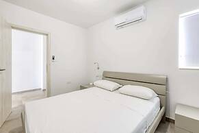 Gzira Suite 14