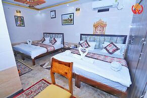 Hotel Ajeet Palace