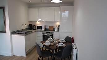 Cosy Apartment in Old Trafford With Parking Space