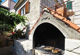 Small Stone House in a Quiet Place Island Solta