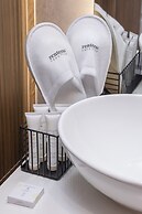 Lux Krakow Apartment by Renters Prestige