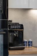 Lux Krakow Apartment by Renters Prestige