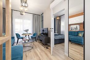 Lux Krakow Apartment by Renters Prestige
