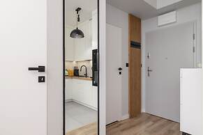 Lux Krakow Apartment by Renters Prestige