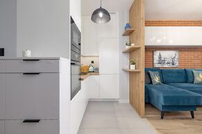 Lux Krakow Apartment by Renters Prestige