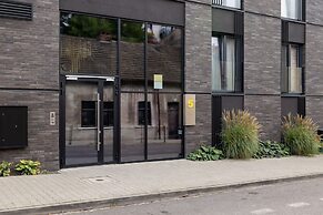 Brick House Apartment Cracow by Renters