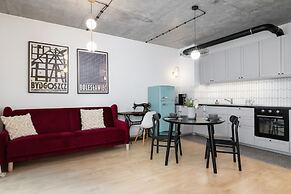 Brick House Apartment Cracow by Renters