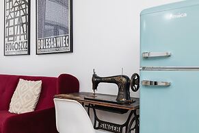 Brick House Apartment Cracow by Renters