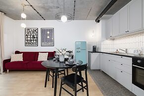 Brick House Apartment Cracow by Renters